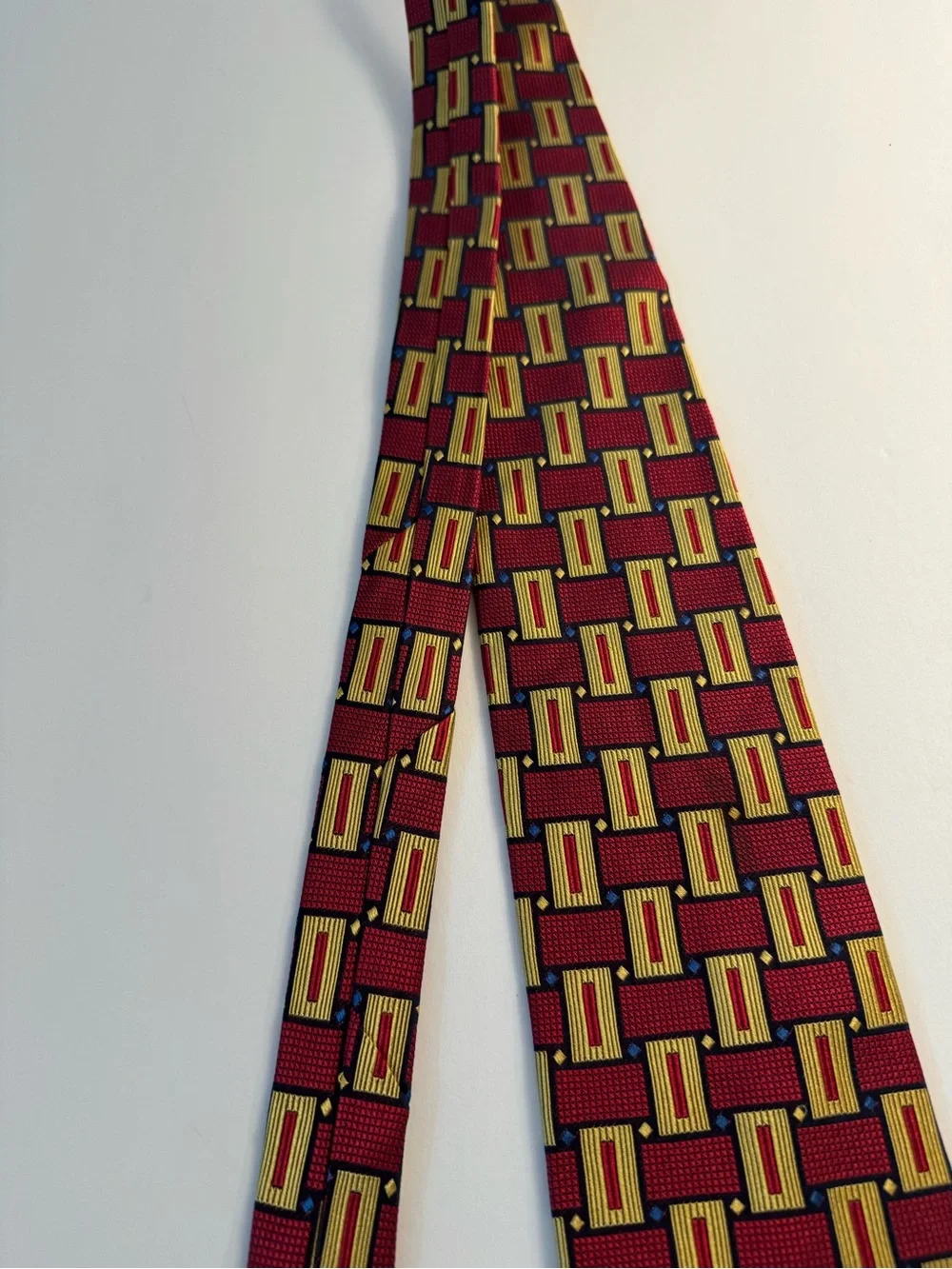 Studio By Fumagalli’s 100% Silk Neck Tie